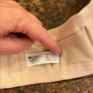 Wacoal strapless bra 32DD